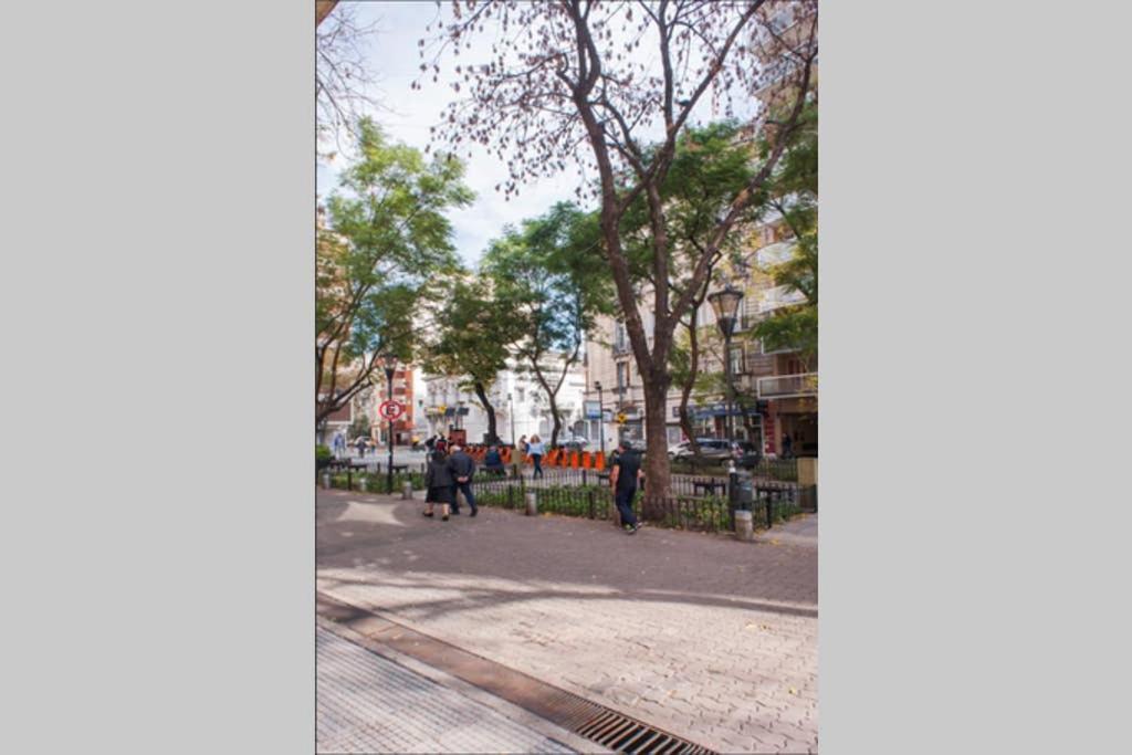 Luminosos Loft En Recoleta 2 Cuadras Del Subte Leilighet Buenos Aires Eksteriør bilde